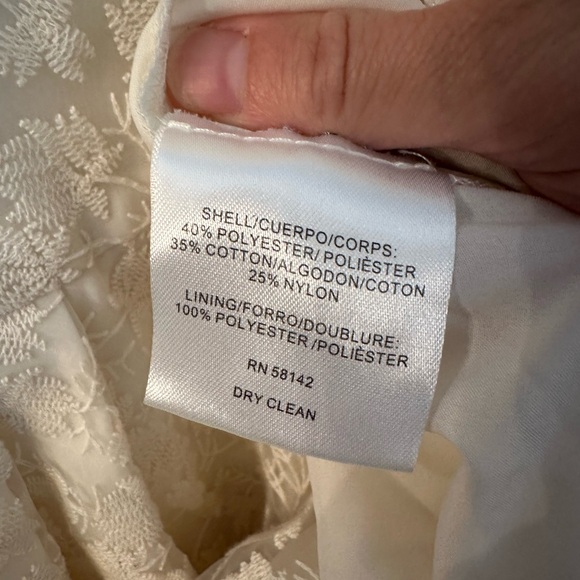 Gal Meets Glam Amelia Dress white lace 4 - Picture 10 of 10